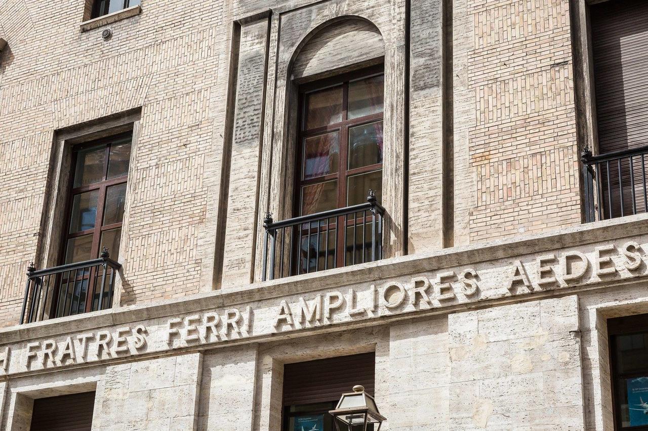 Prestigious Via Barberini * Rom